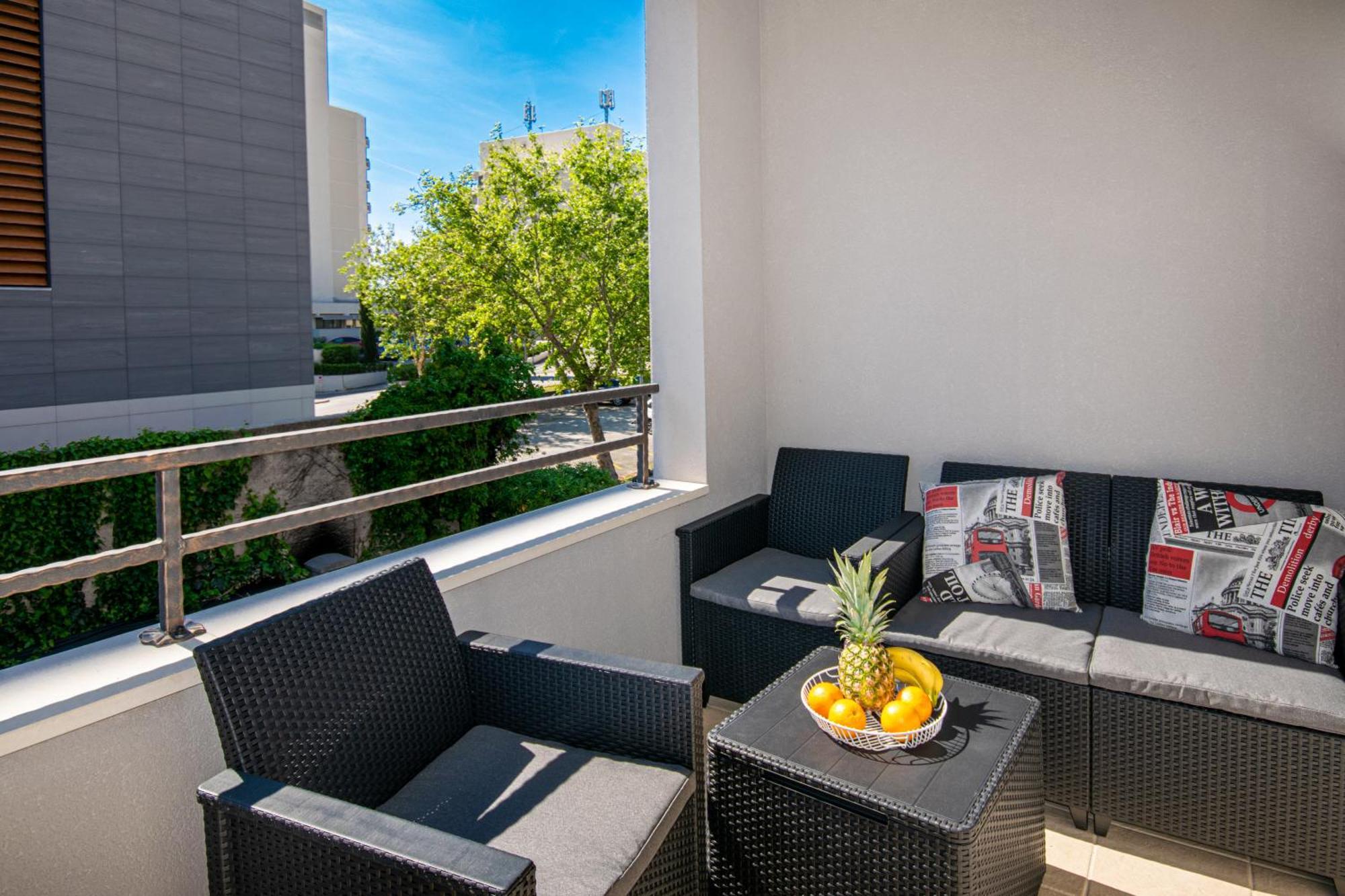 Apartments Filipeti Makarska Eksteriør bilde