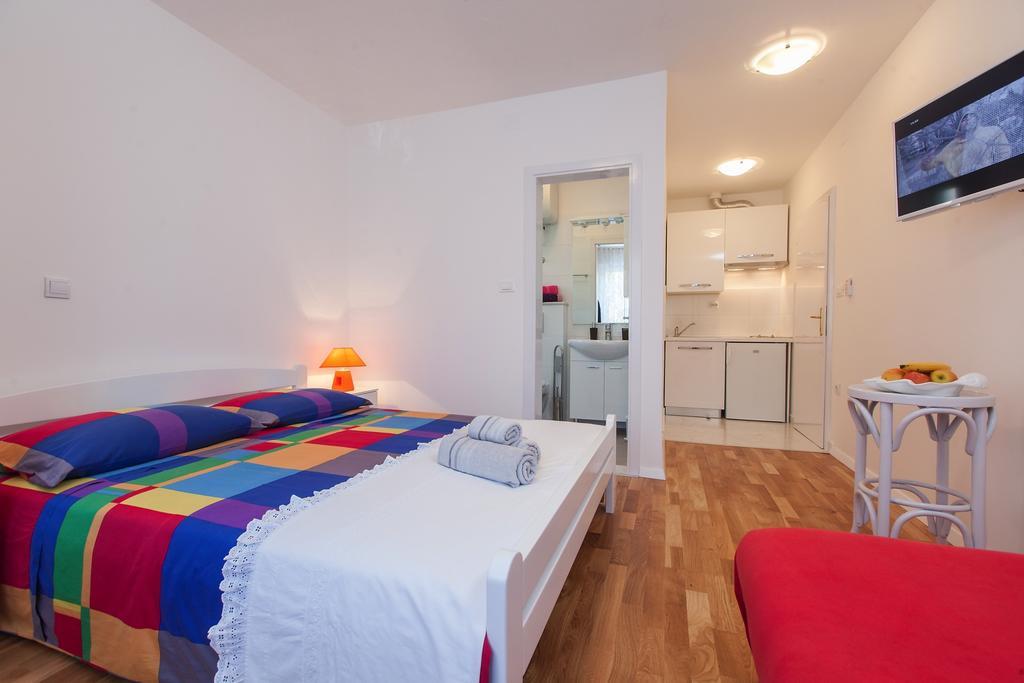 Apartments Filipeti Makarska Eksteriør bilde