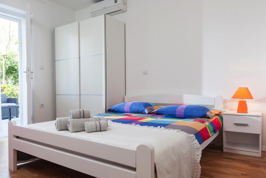 Apartments Filipeti Makarska Eksteriør bilde